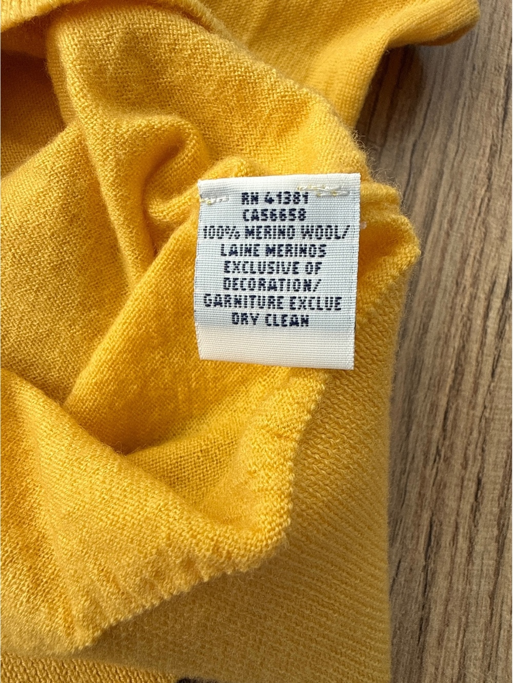 Polo Ralph Lauren Womens Large Merino Wool V Neck Sweater Yellow Pony - Picture 3 of 4